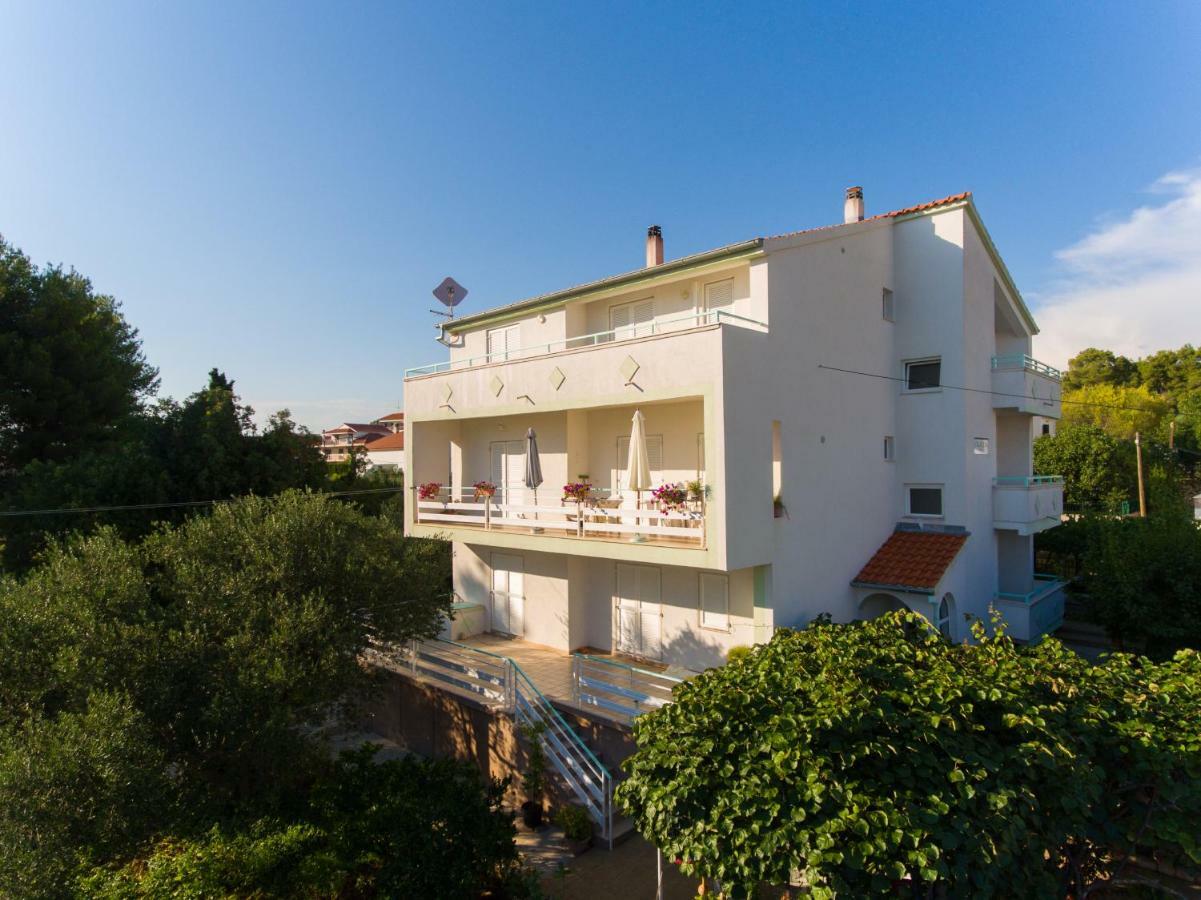 Apartments Villa Lena ザダル エクステリア 写真