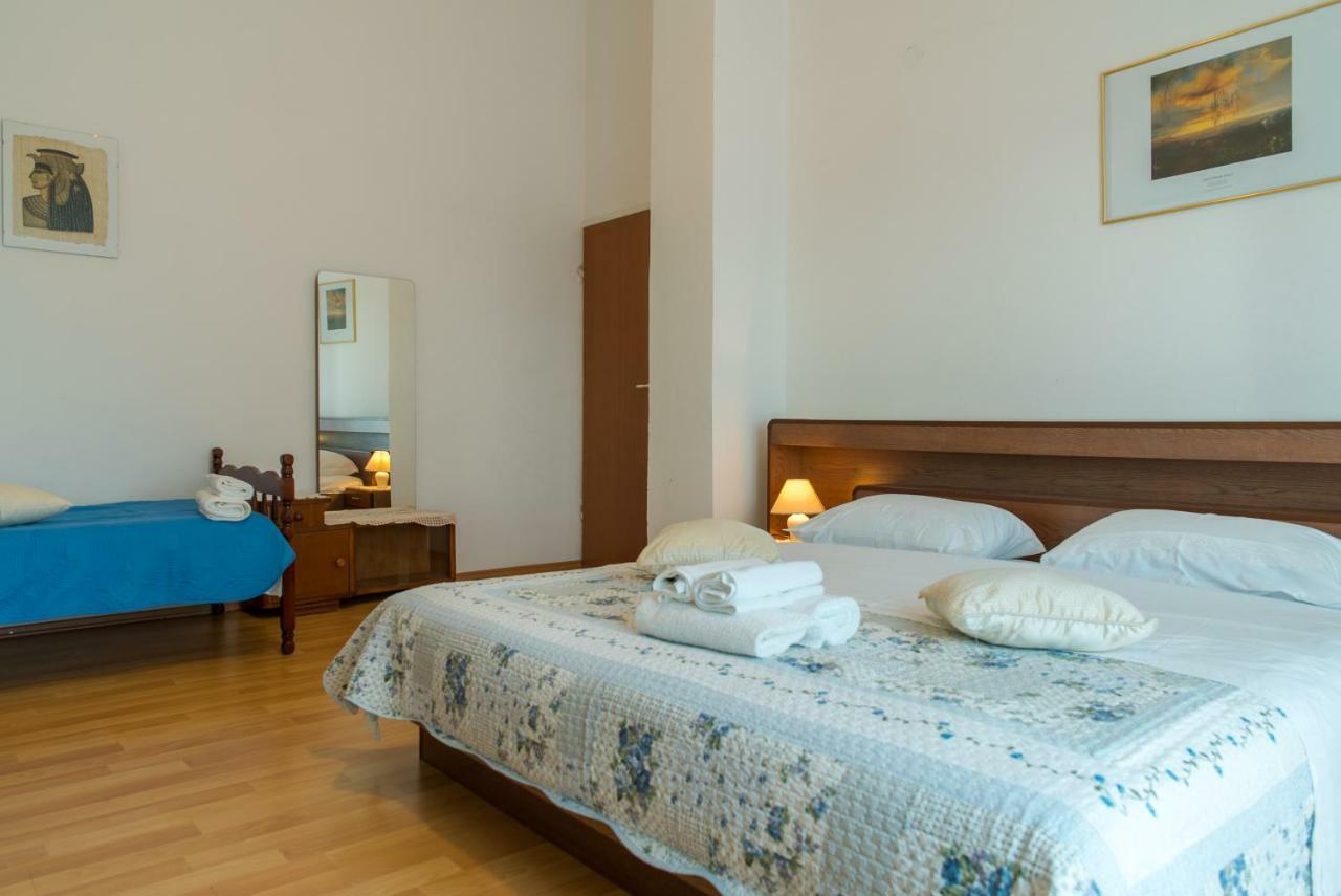 Apartments Villa Lena ザダル エクステリア 写真