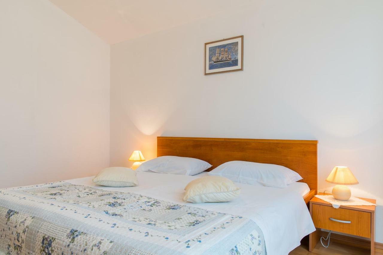 Apartments Villa Lena ザダル エクステリア 写真