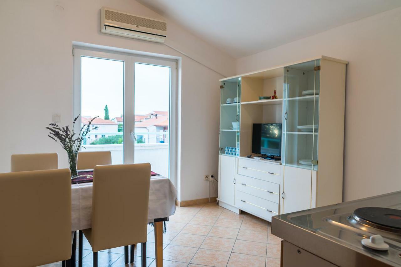 Apartments Villa Lena ザダル エクステリア 写真