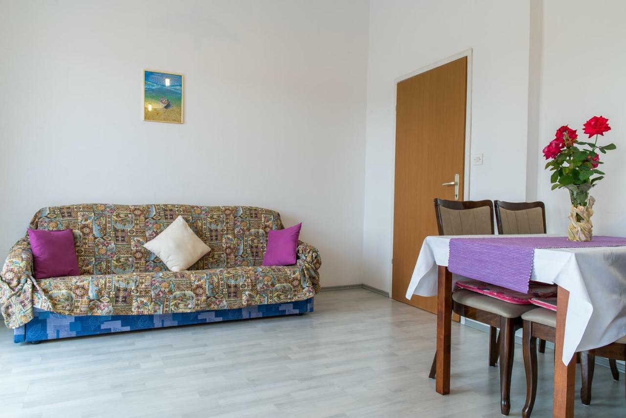 Apartments Villa Lena ザダル エクステリア 写真